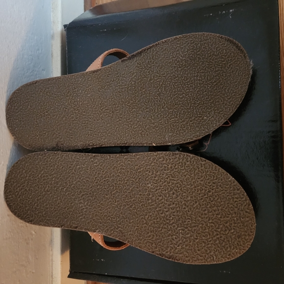 Freebird by Steven Franki Sandals US 7 Cognac BNWB - Picture 4 of 6